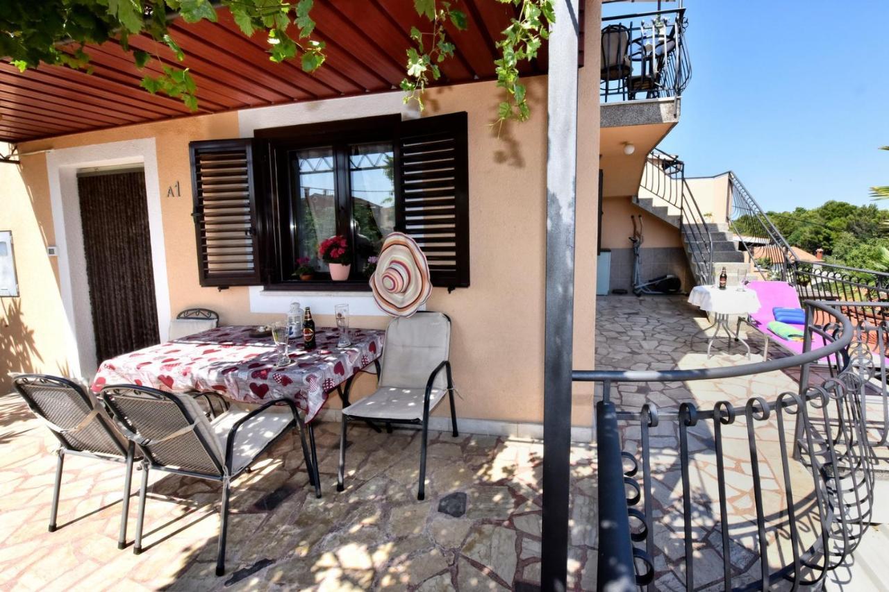 Apartmani Kovac 푼타나 외부 사진