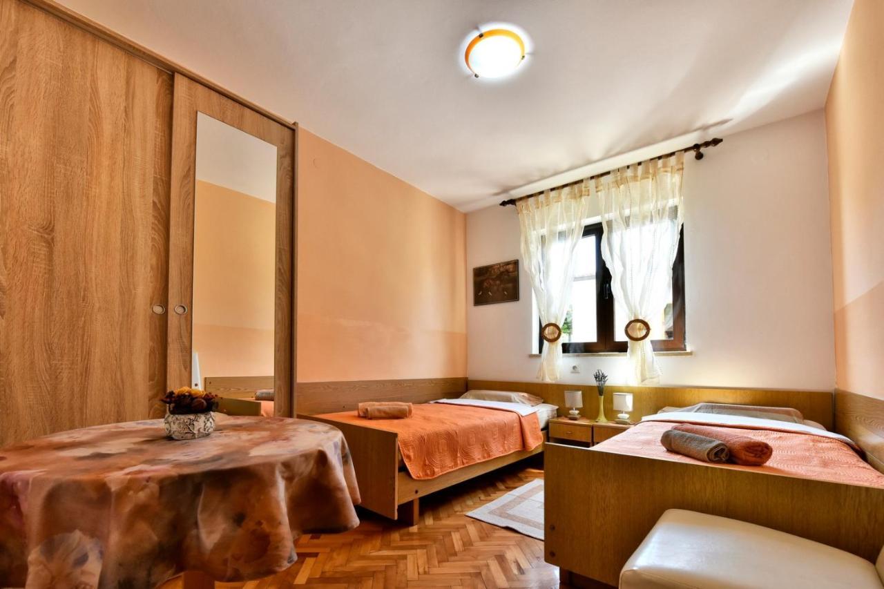 Apartmani Kovac 푼타나 외부 사진
